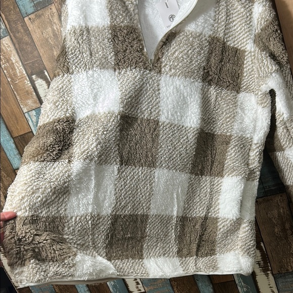 MEROKEETY XL Cozy Plaid Fleece Pullover - Picture 9 of 15